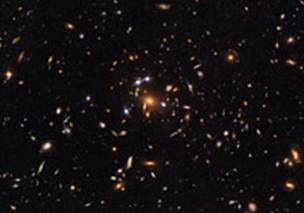 Hubble captures a ‘five-star' rated gravitational lens